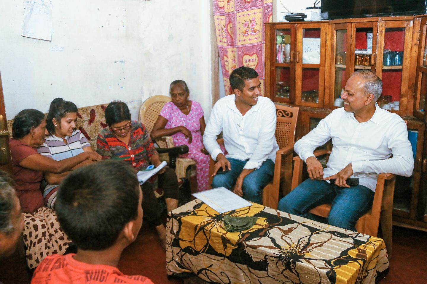 Several cordial meetings were held at Uyana and Lakshapathiya divisions