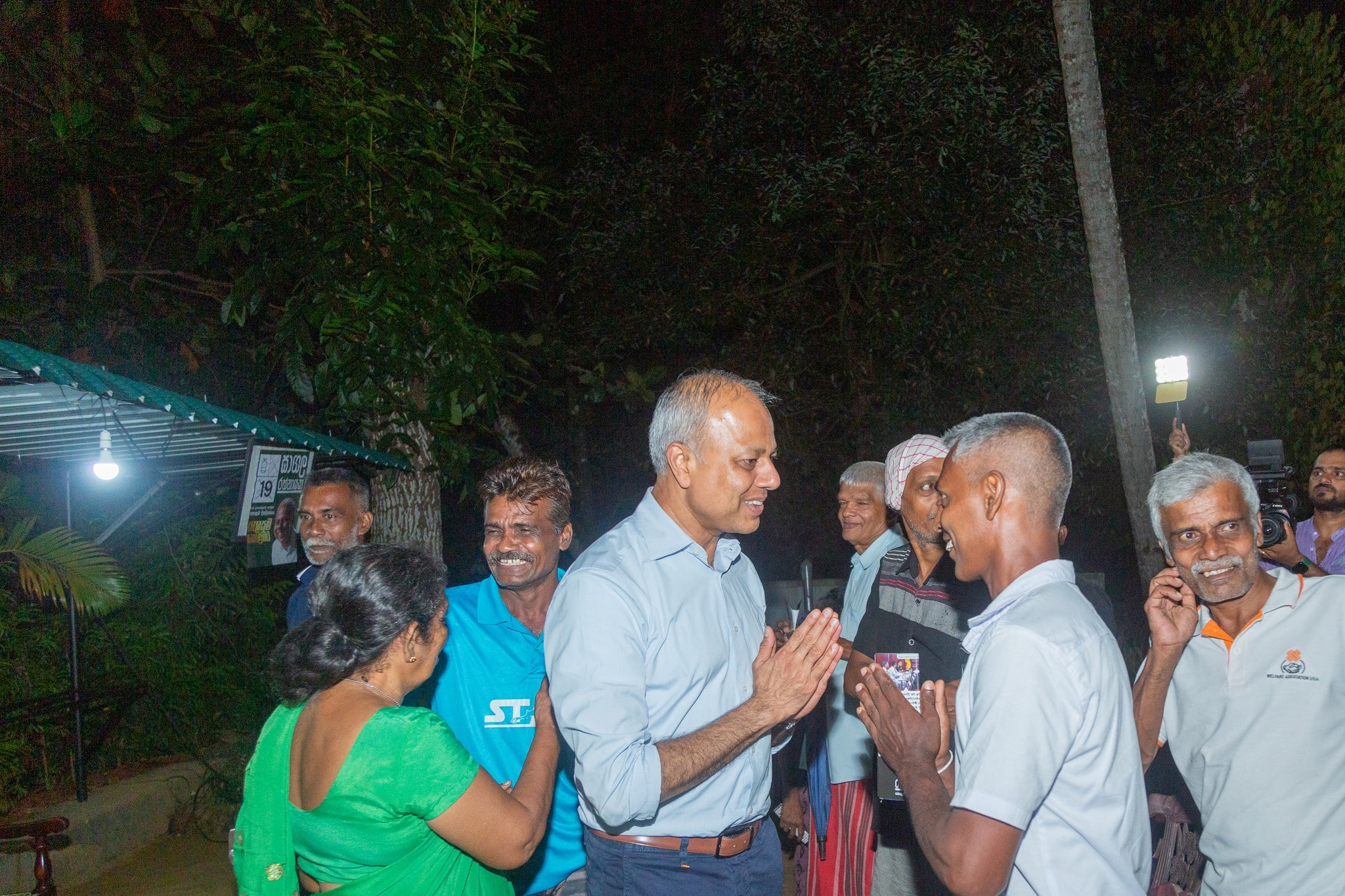 Sagala Ratnayaka visits Penrithwatta, Puwakpitiya North, Puwakpitiya South, Kalugala, and Kosgama